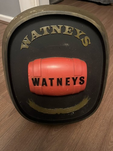 Watneys red barrel vintage - red,